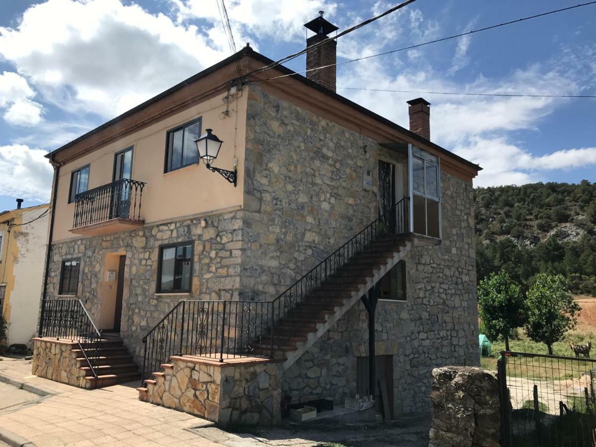 Casa De Pueblo Con Merendero Alquilable Opcionalmente Casarejos Buitenkant foto