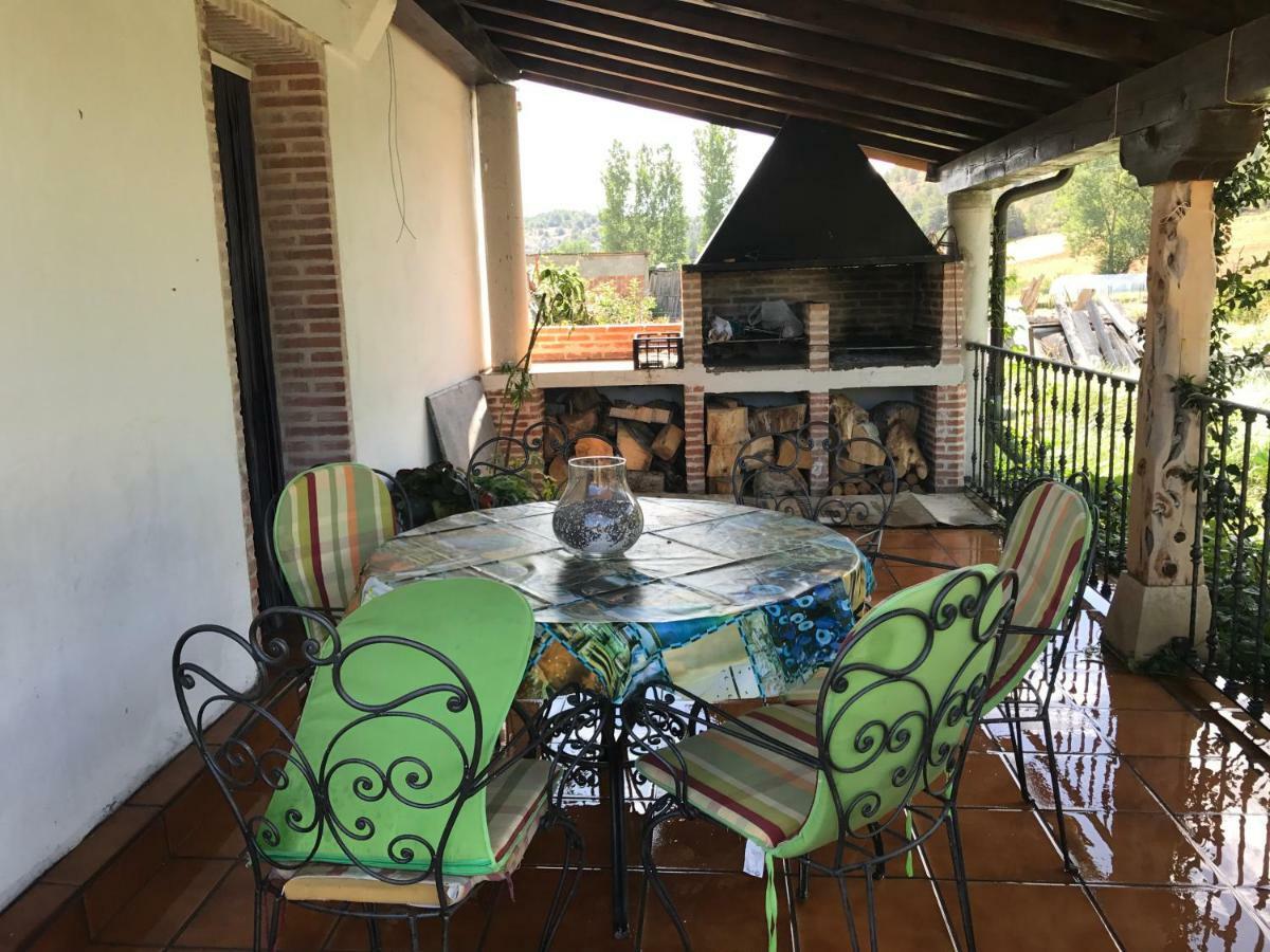Casa De Pueblo Con Merendero Alquilable Opcionalmente Casarejos Buitenkant foto